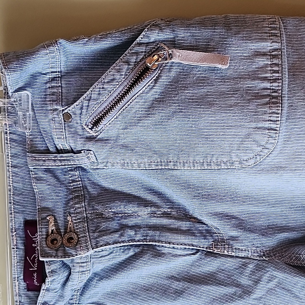 Gloria Vanderbilt ladies sz 12 bermuda